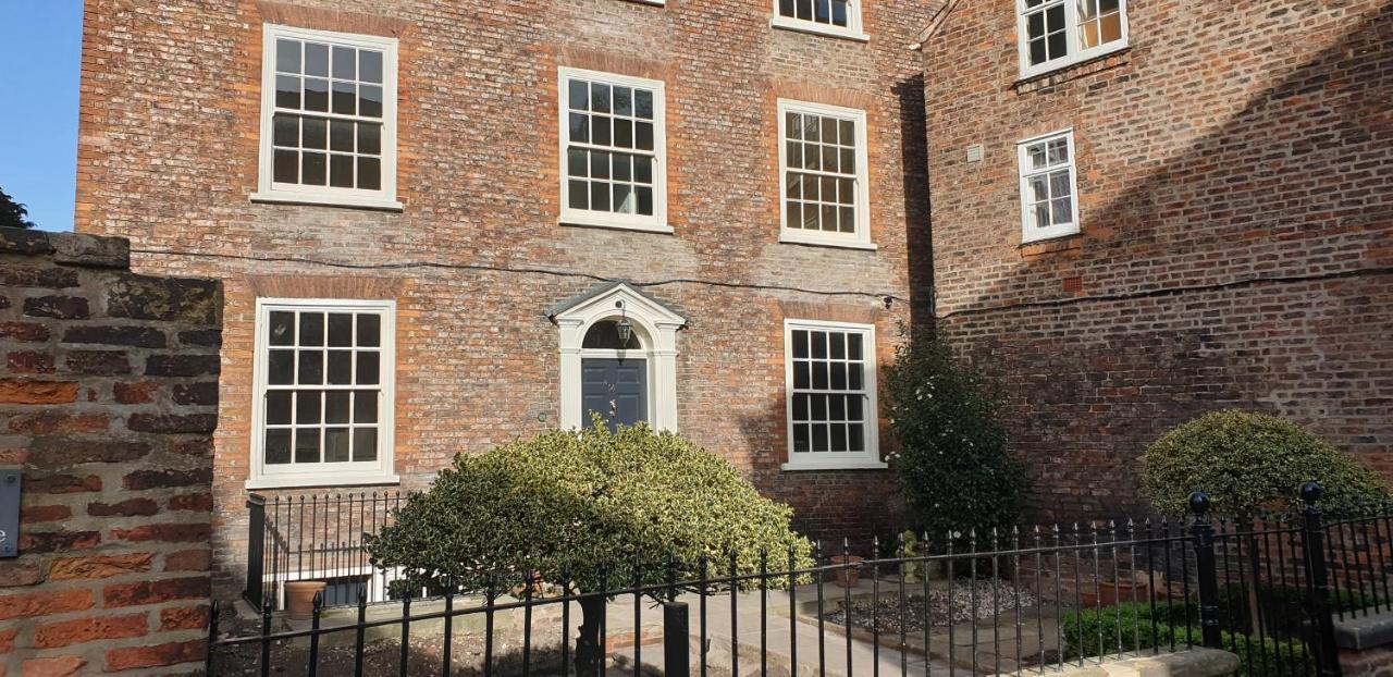 14 St Saviours Place, York Exterior foto
